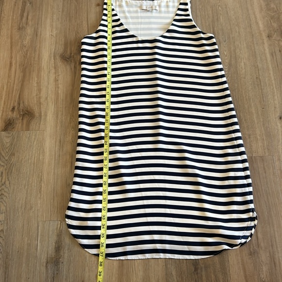 LOFT Navy blue and white striped sleeveless scoop neck dress in size medium - Picture 8 of 11